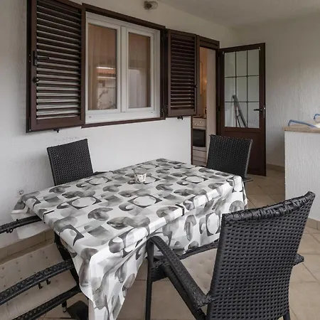 Daire 1 Bedroom Cozy In Poreč