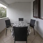 1 Bedroom Cozy In Daire