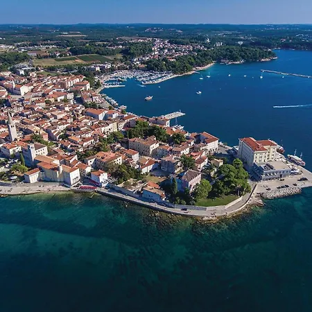 1 Bedroom Cozy In Apartment Poreč